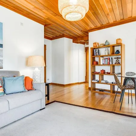 Appartement Beautiful Authentic 1bed Near Sao Jorge Castle *