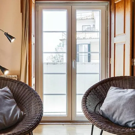 Beautiful Authentic 1bed Near Sao Jorge Castle Lägenhet Lisboa